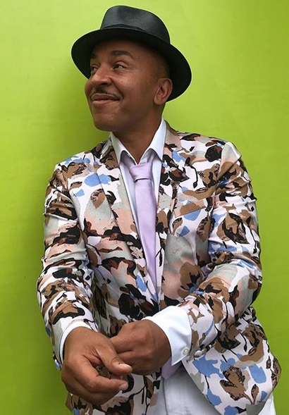 Play Radio - LOU BEGA LOVOJE REIKIA TIK ŽMONOS IR…