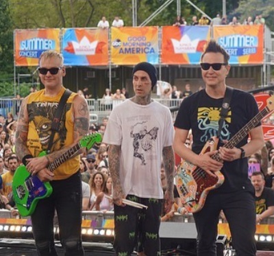 "Blink-182"