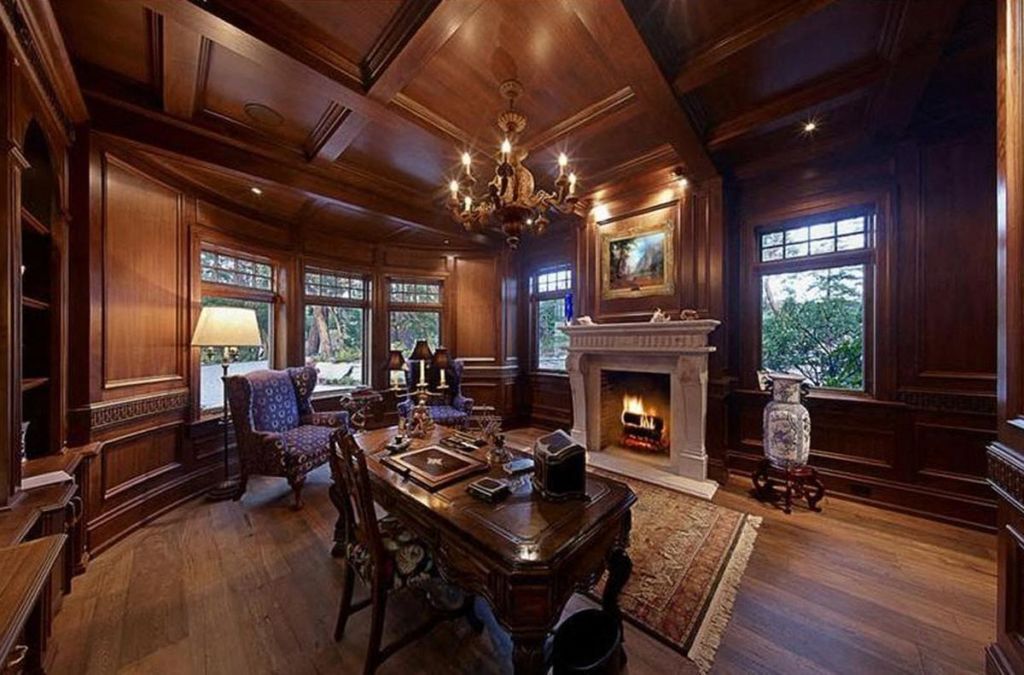 Prince Harry and Meghan Markle spent their first Christmas with baby Archie in a .1 million waterfront Canadian mansion owned by a mystery multi-millionaire. The couple were joined by Meghans mum Doria Ragland at one of the most idyllic spots on Vancouver Island, Canada on December 2019. The eight-bedroom gated estate boasts two beaches and views across the peninsula from the four-acre property. Locals in the islands rural community of North Saanich noticed cameras and fences erected at the property as early as December 19th, and the mansion is now swarming with security guards. One officer from the couples royal protection team was spotted patrolling the roads dressed in a Barbour jacket and driving a black Range Rover, and two other British guards were seen flying out from nearby Victoria International Airport. The French country-inspired mansion has a 11,416 square foot main house with five bedrooms and eight bathrooms and a 2,349 square foot guest cottage with three beds and two baths. Inside the main house is a formal dining room, panelled office with fireplace, large two-storey living room opening to a chefs kitchen with pizza oven, a games room with wet bar, media room and wine tasting room. The property was then bought around 2010 by Bernadette Wolfswinkel - the ex-wife of disgraced Arizona property magnate Conley Wolfswinkel. In 2012, it was put up for sale for .1 million and sold to a mysterious and extremely wealthy businessman around that time. Photo by ABACAPRESS.COM Prince Harry Harry de Galles Prince Harry de Galles Harry of Wales Prince Harry Prince Harry of Wales Duke of Sussex Duc de Sussex Prince Harry Duke of Sussex Prince Harry of Wales Harry of Wales Candid Pap Planque Meghan Markle Duchess of Sussex Markle Meghan Duchesse de Sussex Duchess of Sussex Markle Meghan | 714375_009 Canada